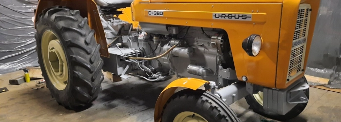 Farba i lakier do maszyn rolniczych: Wszystko o farbach do ciągników i maszyn rolniczych